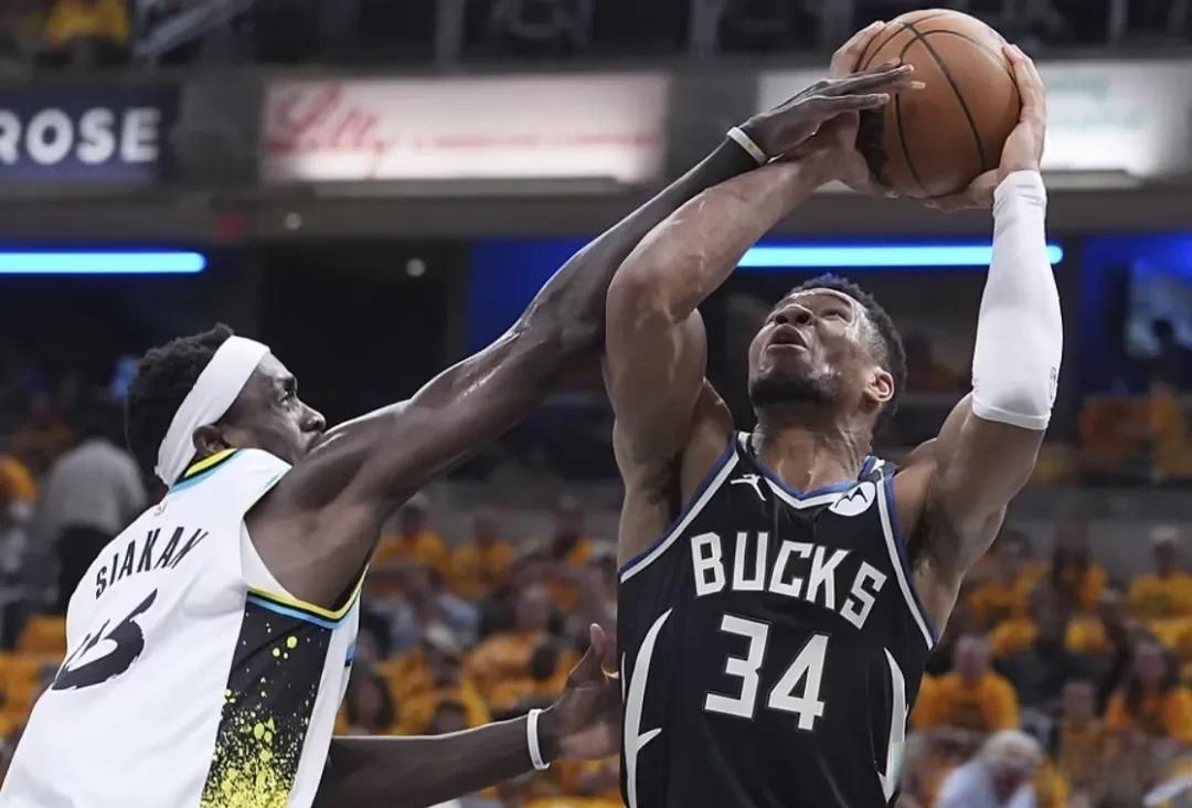 世俱杯决赛-雄鹿客场大胜开拓者,字母哥砍下40+横扫对手的简单介绍