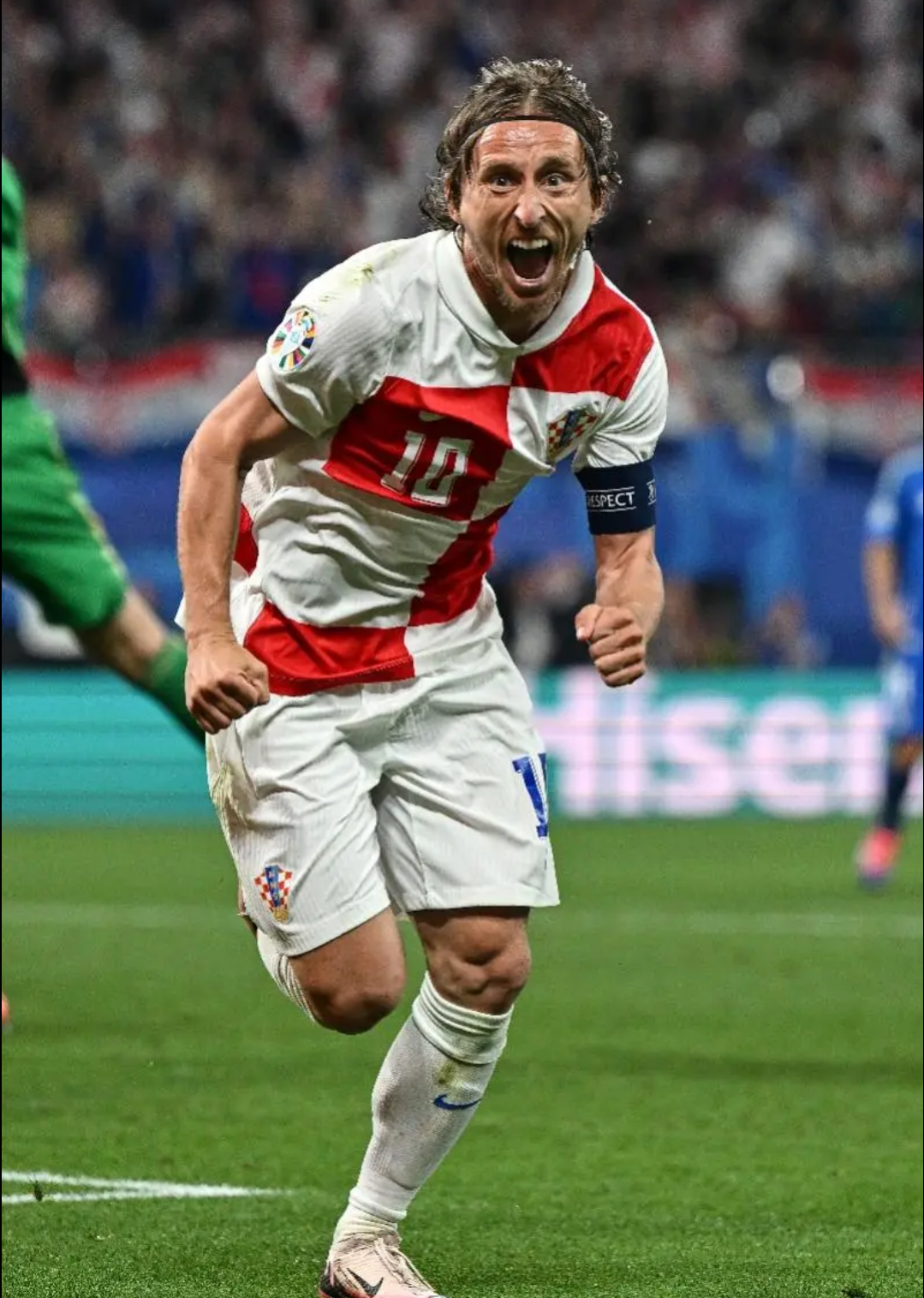 世俱杯时间-瑞士闯入半决赛，将对阵强劲的比利时