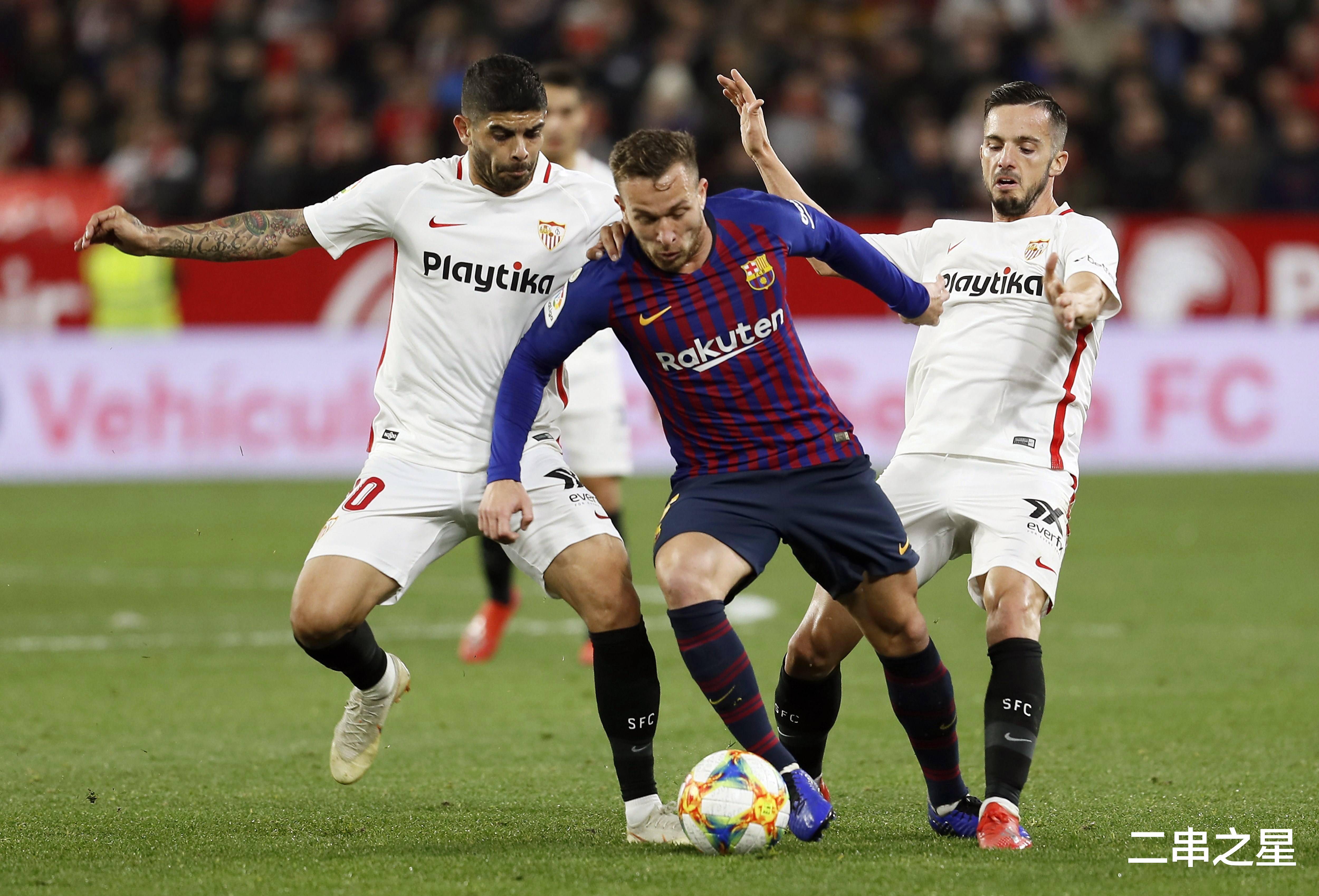 包含佛罗伦萨主场胜利，重返胜轨的词条