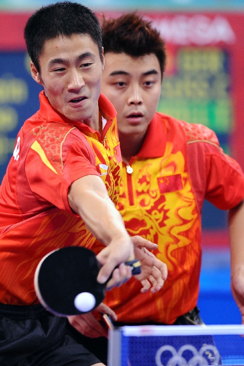 世俱杯冠军-德国队轻取奥地利队,王皓带队取胜