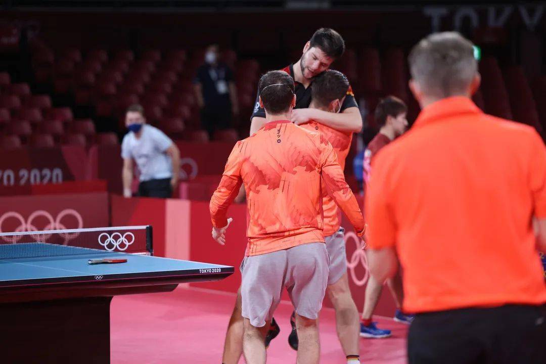 德国队轻取奥地利队,王皓带队取胜 德国队轻取奥地利队,王皓带队取胜