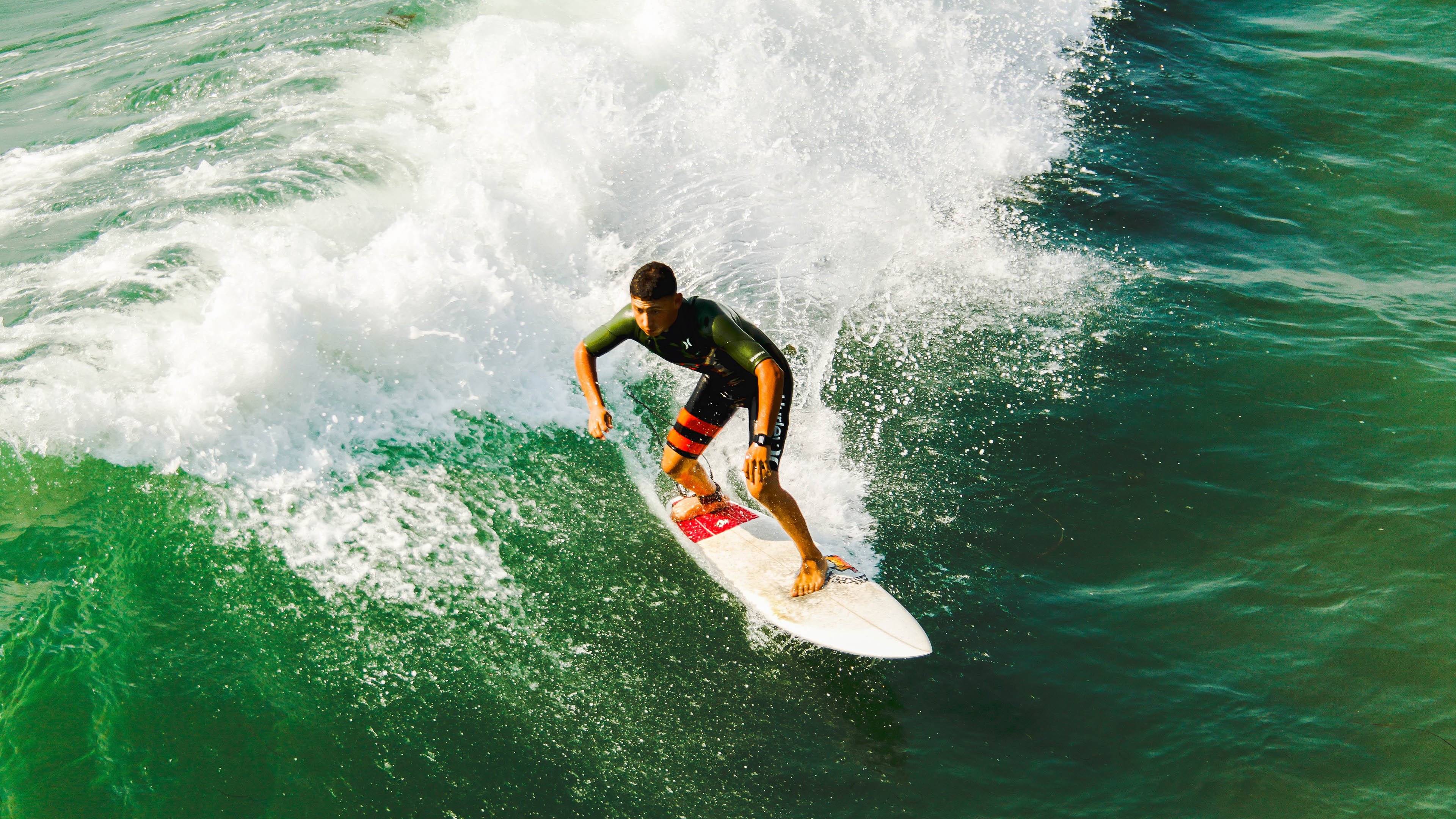 楚阿梅尼时代降临！卡塔尔横扫牙买加，中场战神接管排名争夺战