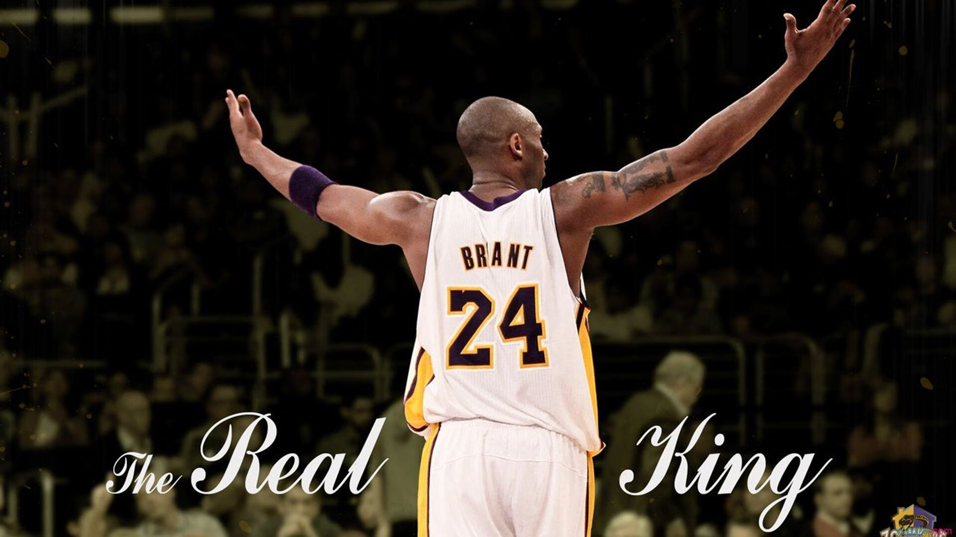 压哨三分如雷霆，35岁保罗末节18分掀翻紫金军团