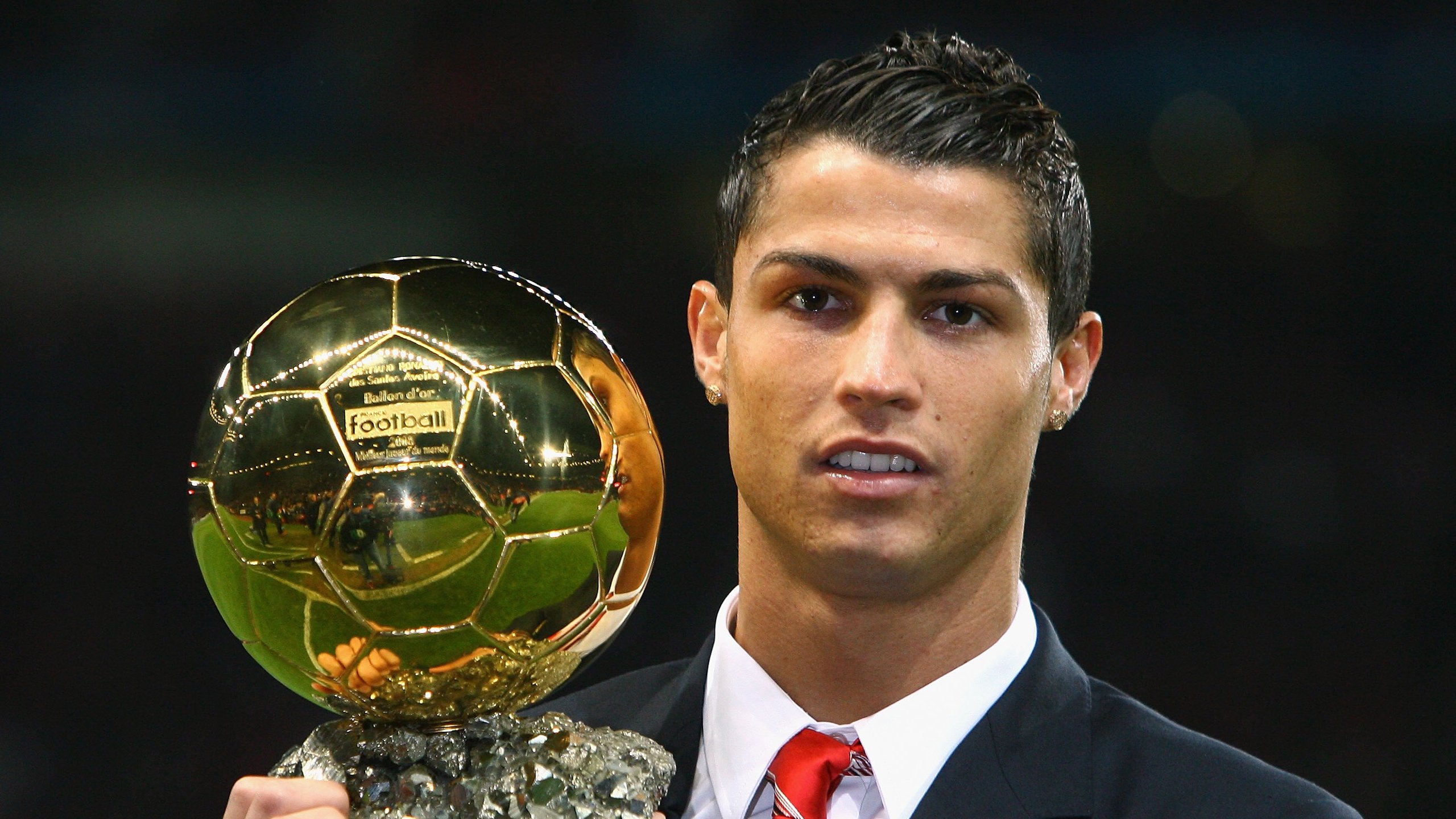 世俱杯分组-梅西爆发引领安哥拉一波带走西班牙，足球史上的惊人逆袭